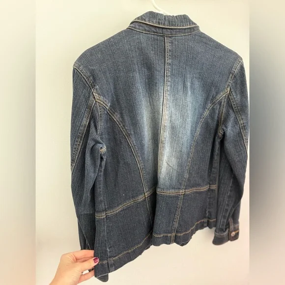 Vintage Denim Jacket Medium - Picture 4 of 5